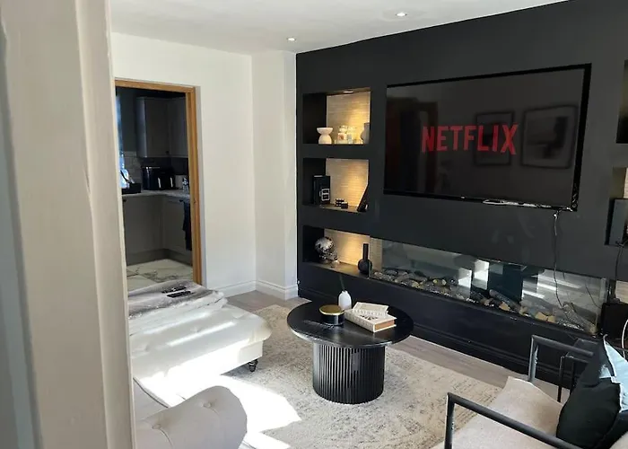 Luxury 2-Br House Ao Arena & City & Old Trafford